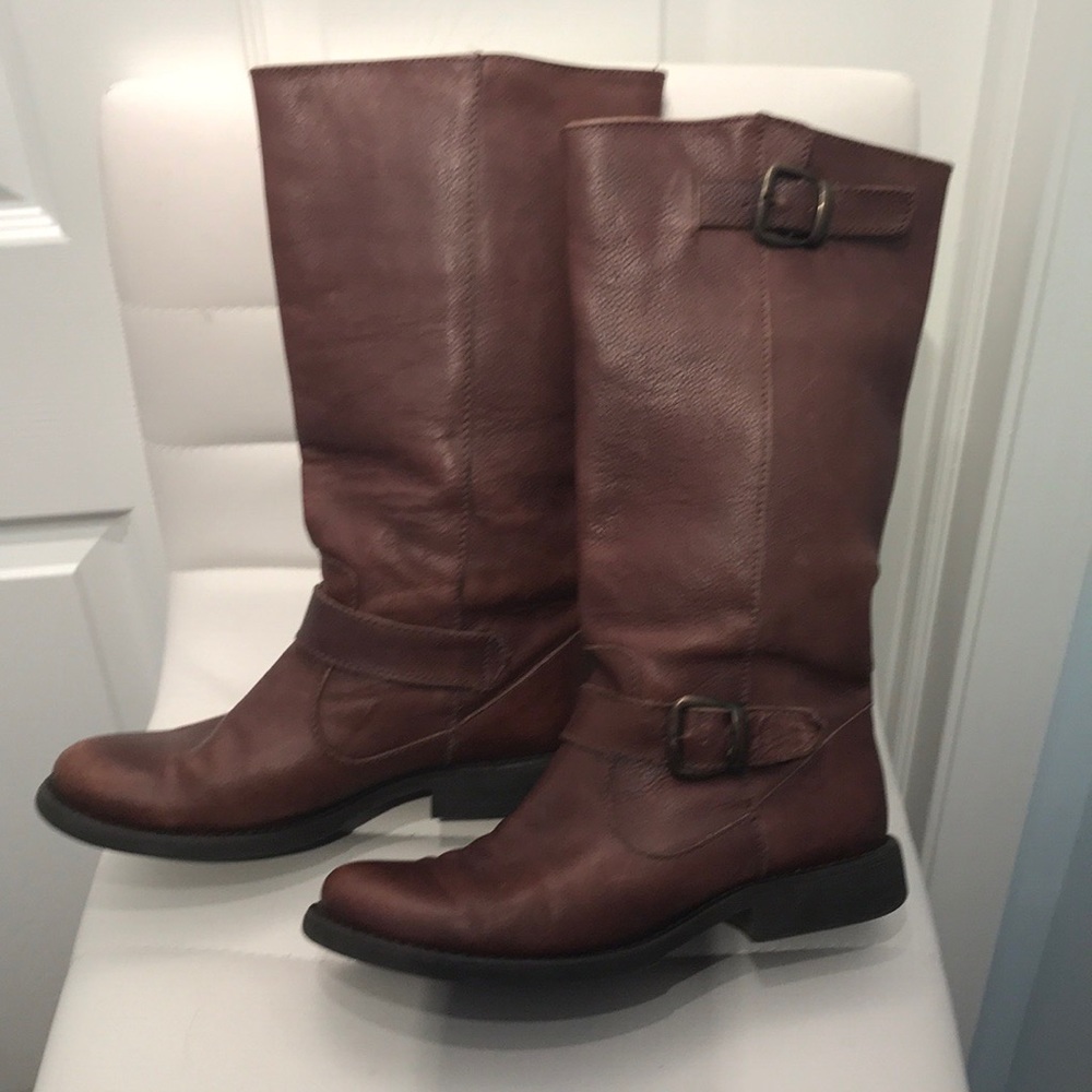 Steve Madden Brown Leather Boots